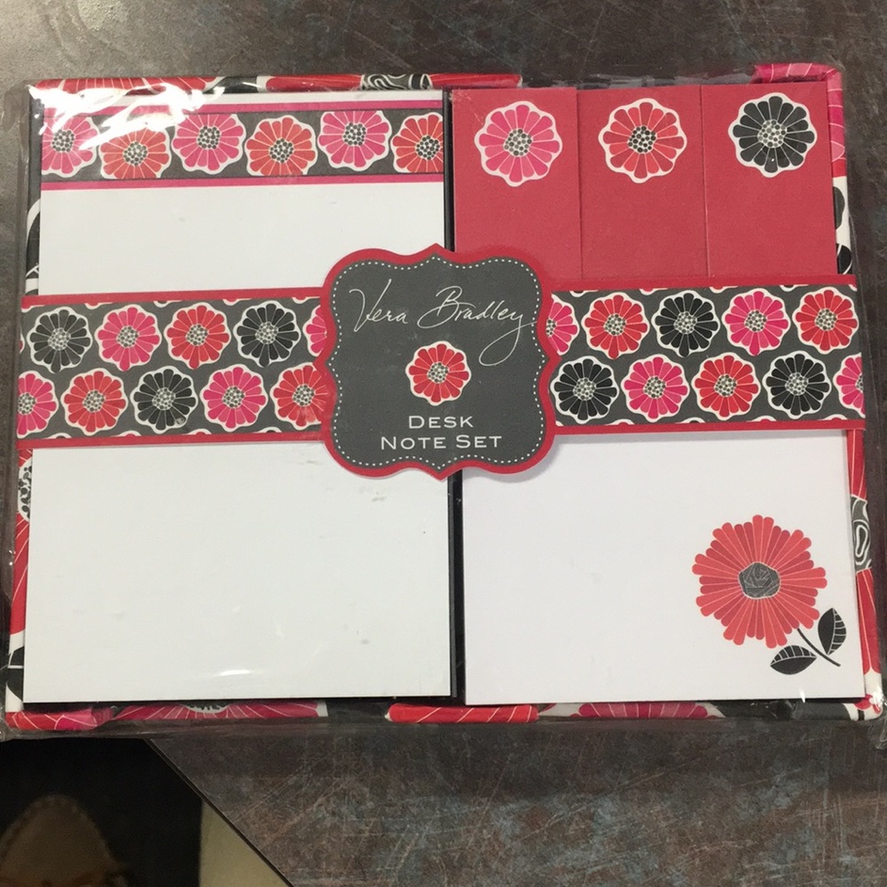 Vera Bradley Desk Note Set - 420 pieces